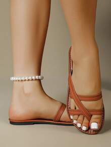 Women's Retro Toe Ring Flat Sandals, Summer Criss-Cross Strap Roman Sandals, Contrast Stitching, Casual Beach Slippers - Brown - View 9