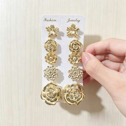 Bộ 5 đôi bông tai đinh tán hình hoa bằng kim loại kiểu cổ điển, bộ bông tai sang trọng, thanh lịch và đa năng.