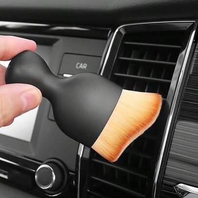 Ultra Soft Car Cleaning Brush - This Soft Brush Is Perfect For Effective Interior Cleaning, Removing Dust And Reaching Tight Spaces, Making It An Indispensable Tool For Thorough Car Cleaning.
