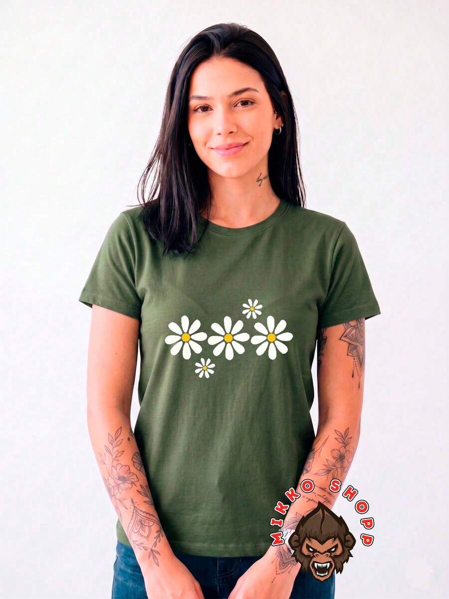 Tshirt Feminina Estilosa Estampada Margaridas Brancas Minimalista Estampada Lançamento Camiseta 100% Algodão Camisetão Solta Oversized Plus Size Camiseta - Estampaê - Verde Militar - Visão 1