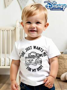Disney's New Cars Trailer With Fender Print - Children's Clothing Design, T-Shirt, Suitable For Everyday Outings, Casual And Cute, Comfortable And Loose, Suitable For Boys And Girls, Ideal For Parties And Play, Washable, Girls' Short-Sleeved Shirt, Gift, Clothing, Shirt, Patterned T-Shirt, Toddler Boy Clothes, Tops, Kids, Girls Clothing, Mommy And Daughter Matching Outfit. - 白色 - 查看 1