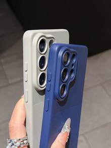 全新極簡雙點圖案紋理，細緻毛孔，實感親膚，適用於 Galaxy S26/25/24/23 Ultra，內置柔軟麂皮手機殼 - 黑色 - 查看 3