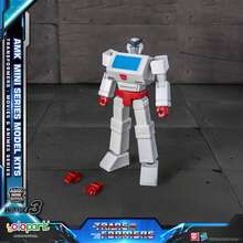 Hasbro Bộ sưu tập mô hình Transformers, dòng AMK 7.87"/dòng MINI 4.7" bao gồm Optimus Prime, Megatron, Bumblebee và nhiều nhân vật khác, kèm vũ khí. - Nhiều màu - Xem 20