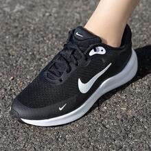 Nike Revolution 7系列丨防滑耐磨緩震透氣網面兒童日常動休閒慢跑鞋 - 黑色 - 查看 8