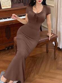 Vestido de verano de manga corta, ajustado y con cuello con volantes y lazo para mujeres - Marrón - Ver 4