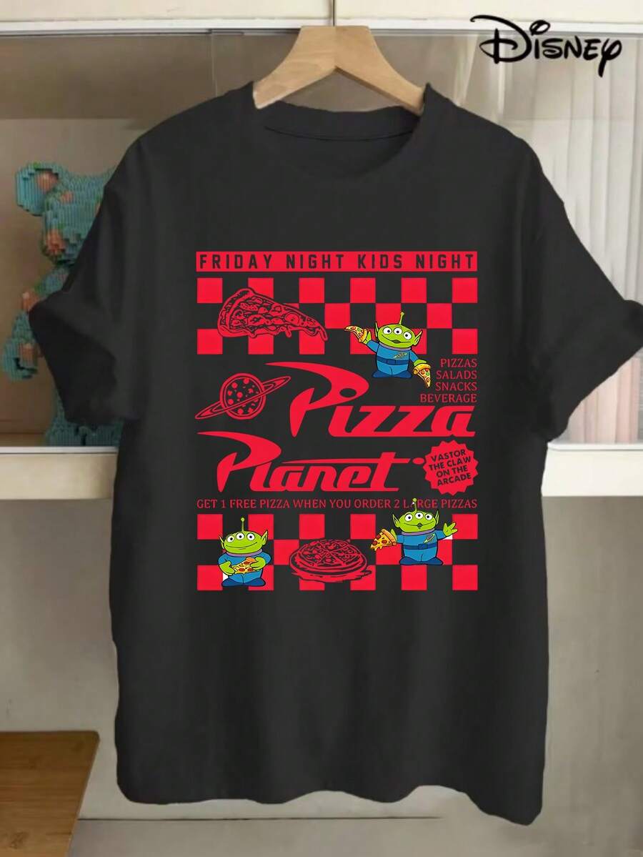 Toy Story Pizza Planet Retro Poster Print Women's Crew Neck T-Shirt, Comfortable And Cool To Wear, Machine Washable, A Gift For Disney Fans, A Must-Have For Stylish Outings And Home Wear, Recommended For Spring And Summer. - màu đen - Xem 1