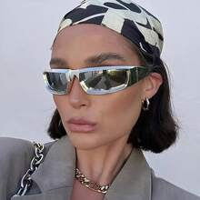 A Set Of Futuristic Y2K-Style Silver-Coated Mirrored Glasses With A Polygonal Frame Design, Including A Cleaning Cloth, Glasses Case, And Storage Box - Bạc - Xem 6