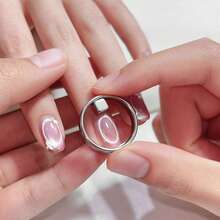 Dụng cụ vẽ móng nghệ thuật từ tính hình mắt rỗng màu hồng phiên bản nâng cấp mới, có tay cầm, phù hợp cho người mới bắt đầu. Thao tác đơn giản giúp nhanh chóng tạo ra những hình dán móng đẹp. Tay cầm bằng nhựa thích hợp cho các tiệm nail và những người đam mê vẽ móng để làm hình dán móng thủ công. Phụ kiện vẽ móng tuyệt vời, đầu móng màu hồng phù hợp với móng ngắn và móng hình hạnh nhân. Phù hợp với nhiều phong cách vẽ móng, các dịp lễ và mùa trong năm. - Nhiều màu - Xem 8