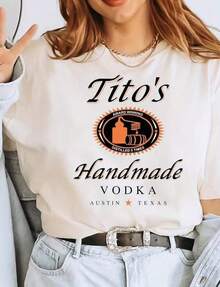 Stylized Hearts In Elegant Gradient Pure Cotton Women's T-Shirt Comfort Fit H701 - trắng - Xem 1