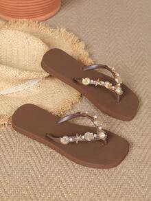 Evertop Surf Women's Fashion Flip Flops With Metal Shell, Star, Pearl, Rhinestone Chain, Soft Sole Beach Sandals For Summer Vacation - Coffee Brown - View 2