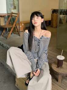 复古条纹撞色轻薄防晒长袖上衣，修身短款T恤，女士夏季黑色 - 黑色 - 查看 1