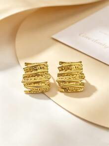 Multifunctional Gold Stainless Steel Pleated Charm Earrings; Abstract Asymmetrical Shape Stud Earring Design Charming; Lightweight Daily Wear Jewelry, Bold Eye-Catching Design, Easy To Match With Any Outfit; Suitable For Work, Daily Outings And Parties And Other Occasions - Multicolor - View 1