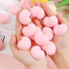 5pcs Jouet anti-stress populaire à presser en forme de fesses molles, fabriqué en matériau à rebond lent sélectionné, toucher dense et lisse, doux et respectueux de la peau, texture collante et humide unique lorsqu'il est pressé, expérience de guérison immersive. Soulage facilement les émotions négatives, atténue le stress mental, aide à améliorer la concentration, très pratique pour le soulagement du stress quotidien. Design durable et attrayant, portable et facile à ranger, convient à diverses occasions de vacances, un cadeau surprise amusant pour les amis et la famille. - Multicolore - Voir 4