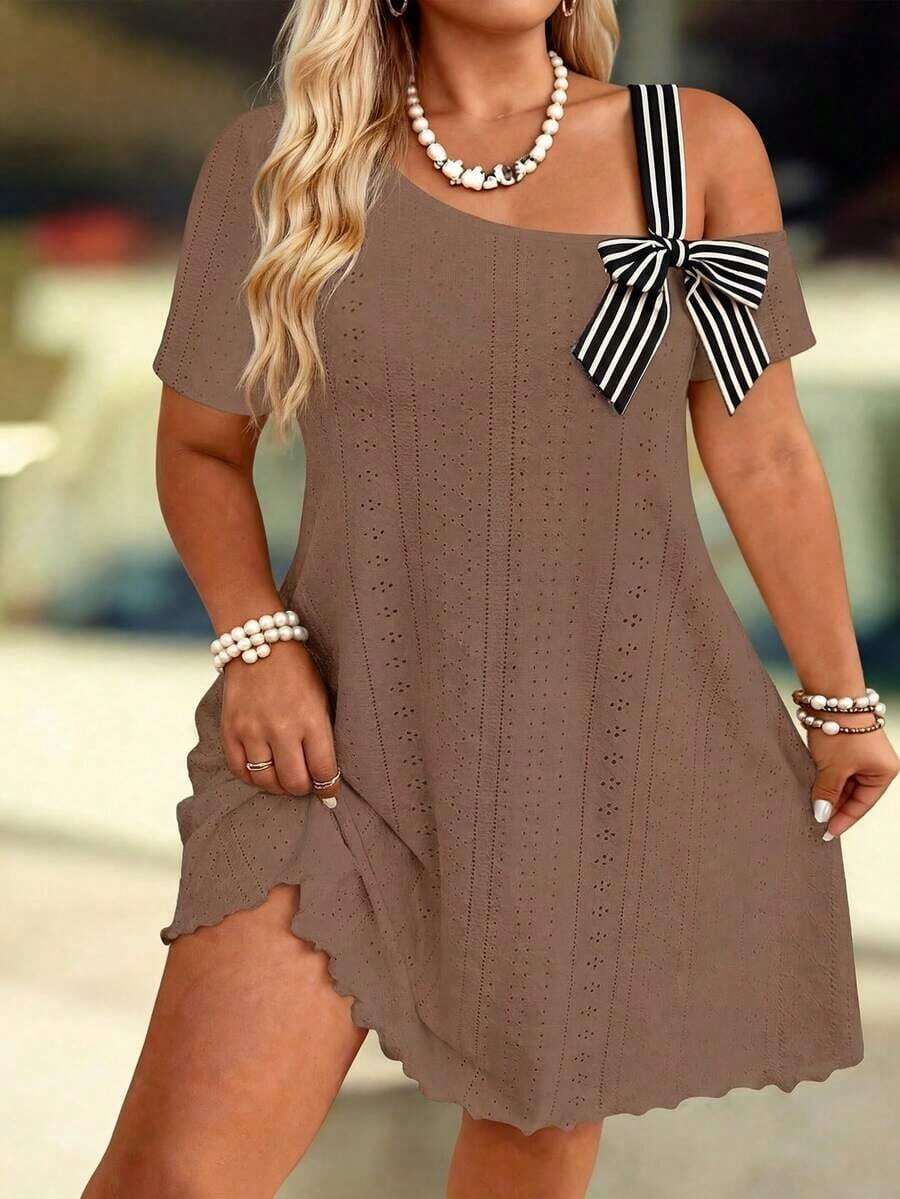 Linhara CURVE Vestido casual holgado de manga corta con textura calada y elástica, a rayas y parches, con lazo, de talla grande, elegante y de moda para el trabajo y el uso diario - Marrón - Ver 1