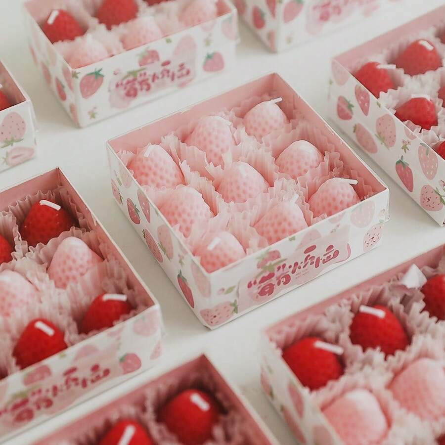 9/6pcs Strawberry Scented Candles, Suitable For Photography Props, Indoor Fragrance Decor And Holiday Gifts, Help Relieve Stress And Relax, Applicable For Bathing, Yoga And Holiday Gifts, Christmas Decor, Christmas Gifts, Room Decor, Birthday, Graduation - Multiple Styles - View 1
