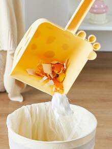 Chổi mini kèm hốt rác, bộ đồ chơi dọn dẹp nhỏ, bộ đồ chơi đóng vai trợ thủ nhà cửa mini. - Bộ rổ sàng thóc - Xem 6