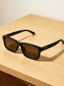 Kính thời trang vuông màu đen vượt thời gian dành cho nam giới, logo Gucci kiểu retro trên gọng kính, chống tia UV, món quà lý tưởng cho bạn trai, cha, thích hợp sử dụng hàng ngày khi đi du lịch. GUCCI GG1986SA-003 57 - màu đen - Xem 3