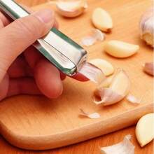Multi-Function Stainless Steel Garlic Peeler. It Allows You To Quickly And Easily Remove Garlic Skins In The Kitchen. Designed With Tweezers, It Can Also Be Used To Remove Hair. This Is A Very Practical Kitchen Item. - Multicolor - View 6