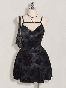 ICON Vestido con cuello en V profundo con decoración de cuentas y efecto flockado en estilo retro Y2K de talla grande, vestido con tirantes en estilo chino vintage con cuello en V profundo, adecuado para citas, banquetes, vacaciones y fiestas - Gris - Ver 1