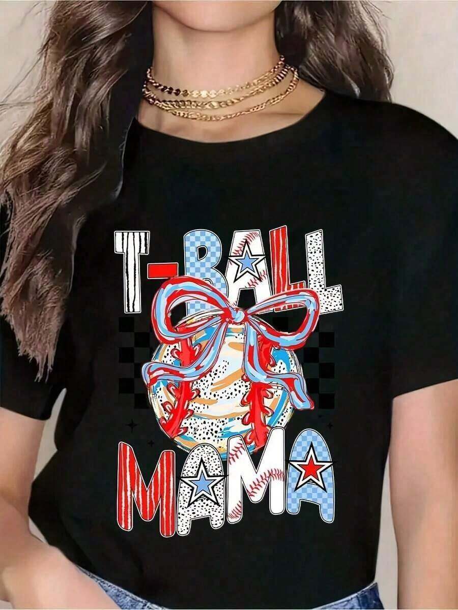 Camiseta T Ball Mama, Camiseta de Béisbol para Mamá, Diseño Patriótico con Bandera Americana, Regalo para Mamá de Tball, Top Casual de Verano 2024 - Unisex para Mujeres y Hombres, Ropa Diaria para el Campus - Estilo Urbano Vintage, Camiseta Unisex de Algodón Suelto de Manga Corta con Cuello Redondo - Negro - Ver 1