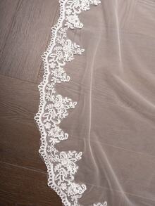1 chiếc khăn voan cô dâu dài đến đầu ngón tay, kiểu Mantilla viền ren, có lược cài, màu trắng ngà. - Nhiều màu - Xem 5