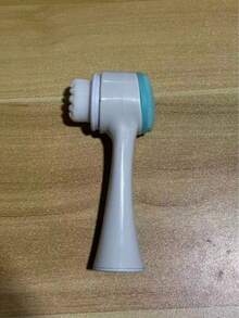 二合一柔软双面洁面刷，专为手动按摩设计，柔软刷毛，深层去角质，清洁毛孔，适合瑕疵肌肤，必备面部护理配件，夏季必备个人清洁工具，男女通用，便携式旅行清洁助手，家居生活 | 身体护理 | 个人清洁工具 | 清洁工具，可用作去角质刷和洗面刷，颜色随机（可能存在轻微色差，请以实物为准） - 多色 - 查看 16