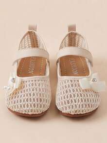 Giày sandal Mary Jane màu be có khóa dán điều chỉnh được cho bé gái 3-12 tuổi, điểm nhấn là nơ lưới màu kem, kiểu dáng mềm mại, phù hợp cho tiệc tùng và đám cưới. - Màu be - Xem 4