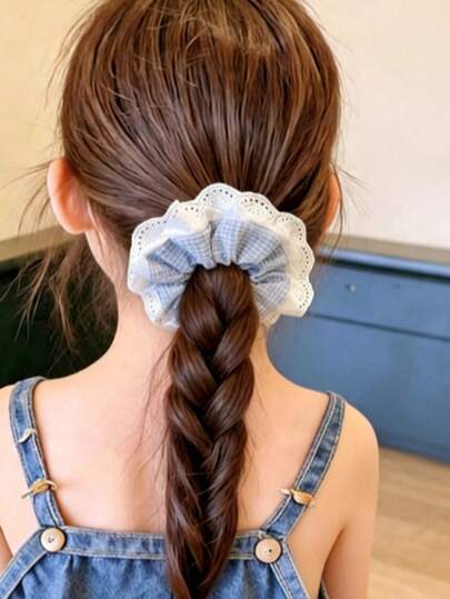 1个优雅蕾丝多层镂空花朵发圈，独特设计，百搭发饰，适合日常使用