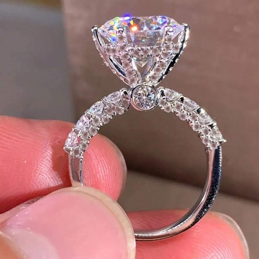 闪亮圆形立方氧化锆戒指，适合女性日常佩戴、婚礼、订婚、派对等场合，也是一份精美的珠宝礼物。 - 銀色 - 查看 1