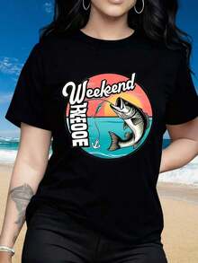 Camiseta feminina casual de gola redonda e mangas curtas, estampada, estilo verão, com design moderno para pesca, ideal para férias na praia e como presente para pescadores e entusiastas de atividades ao ar livre. Perfeita para festas de Natal, atividades esportivas, passeios, eventos esportivos e outras ocasiões especiais (220g). - Preto - Ver 1