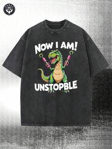 Ein 230G vorgewaschenes Vintage--Shirt in Schwarz, mit Oversized-Schnitt und einem Used-Look, zeigt eine leuchtend grüne Dinosauriergrafik, die einem Tyrannosaurus Rex ähnelt, mit rosa Roboterarmen und einem hellbraunen Bauch.enthält einen kräftigen weißen Text mit einem Bla - Dunkelgrau - Übersicht 6