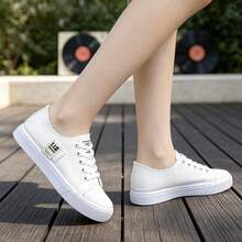 2026 S/S Women's Outdoor Canvas Sneakers, Frayed Edge Low-Top Lace-Up Walking Shoes With Breathable Fabric Upper, Non-Slip Comfort Sole For Campus, Commute, Travel, Camping, Trail Walks, Shopping, Mother's Day Gift And Daily Summer Wear US Streetwear - White - View 7