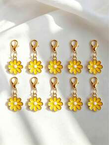 10pcs/Set Mini Daisy Flower With Lobster Clasp Keychain, Y2K Floral Bag Accessories Set, Car Pendant, Backpack Decor, Cute Goth Style For School - Yellow Eight-petaled - View 3