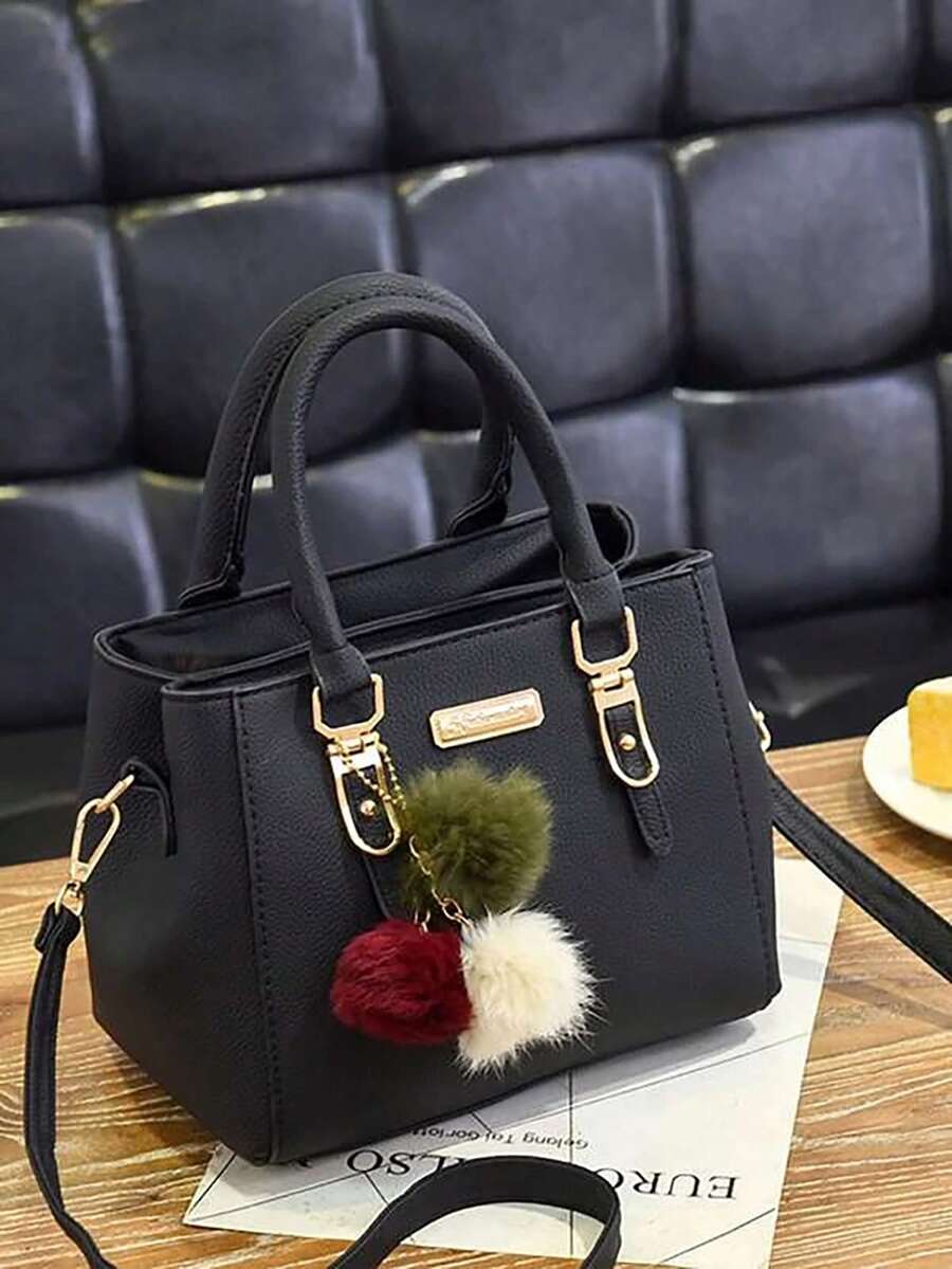 Bolso minimalista de moda con accesorio de encanto - Negro - Ver 1