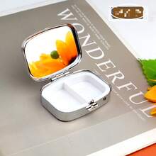 1pc Vintage Metal Pill Box, "Where Are My Pills" Design, Portable 2-Compartment Medicine Organizer, Food Contact , Ideal For Pockets, Purses, And Travel, Unique Halloween Christmas Gift Idea - 黃色 - 查看 1