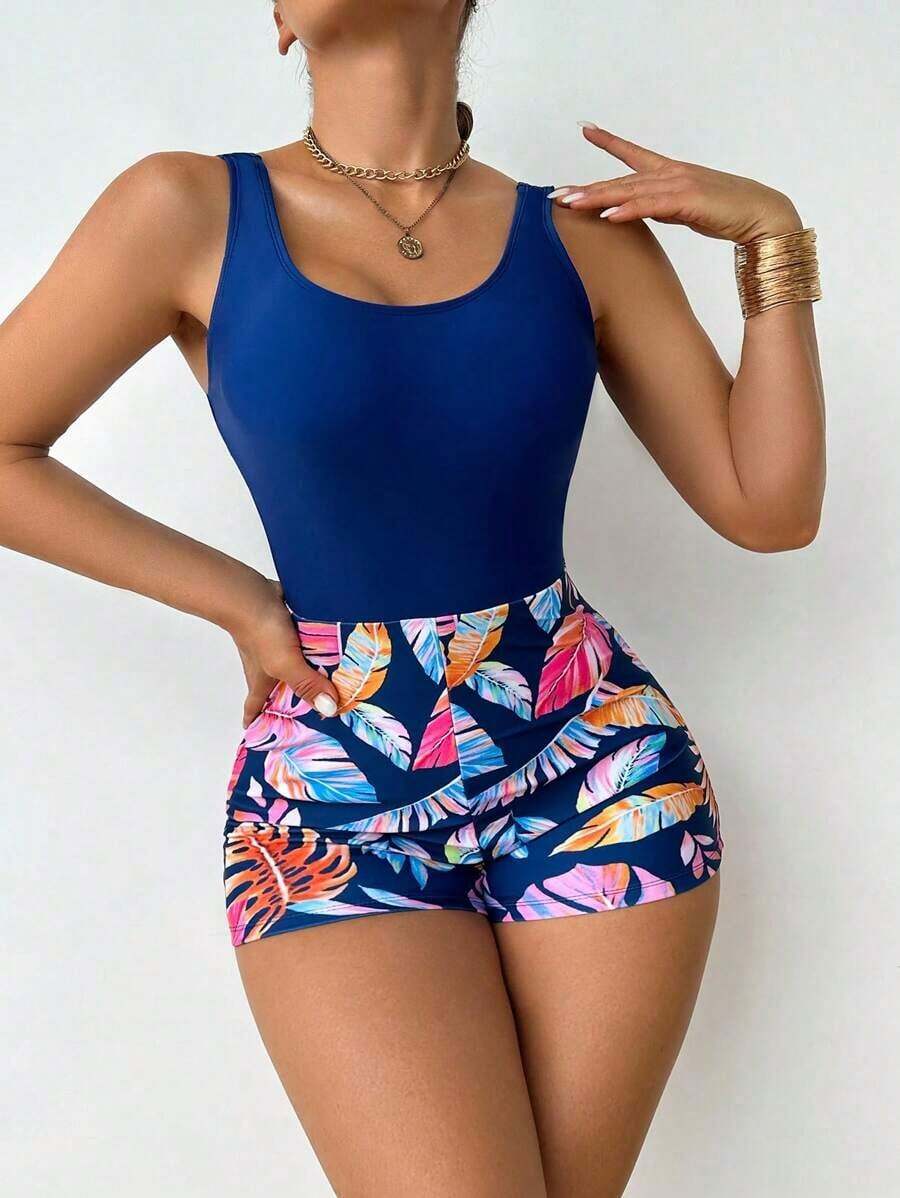 Conjunto de baño dos piezas para mujer, top liso azul marino y shorts con estampado tropical, ideal para playa, piscina y vacaciones de verano - Multicolor 5 - Ver 1
