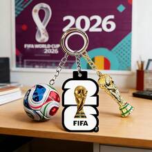 FIFA مجموعة هدايا مفاتيح لحفلاته/حفلاتها - مجموعة 3 قطع كأس العالم 2026 الولايات المتحدة/المكسيك/كندا، تشمل مفتاح كأس العالم الصغير، قلادة إكسسوار كرة القدم كأس العالم، مفتاح سحر حقيبة الظهر، ديكور حصري لمشاهدة المشجعين - متعدد الألوان - مشاهدة 5