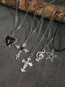 Set Kalung Liontin Gaya Gotik Vintage 5 Buah dengan Hiasan Berlian Imitasi, Bentuk Salib, Hati, Mawar, Bintang, Gitar, dan Kartu Remi untuk Pria dan Wanita - Perak - View 11
