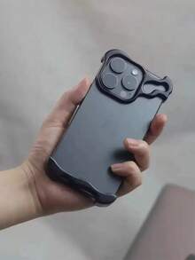 1 Ốp lưng điện thoại cong hình người ngoài hành tinh cao cấp kèm miếng dán bảo vệ camera, dành cho iPhone 16/15/14/13 Pro Max Plus, bảo vệ camera cực chất, chống rơi vỡ, chống sốc và chống trầy xước. - màu đen - Xem 1