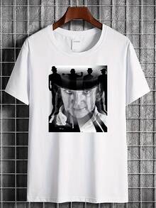 T-shirt Clockwork Orange con stampa DTG, streetwear, elegante, casual, comoda, abbigliamento di design, top per abbigliamento casual da uomo, traspirante, morbida, leggermente versatile, unisex, grafica, moda, elasticizzata. - Bianco - Visualizzare 1