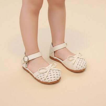 Soft-Footed Girl's Lace-Up Ankle Bag With Bow Decoration On The Head And Soft Sole. Comfortable Casual Summer Ankle Bag That Suits All Occasions.