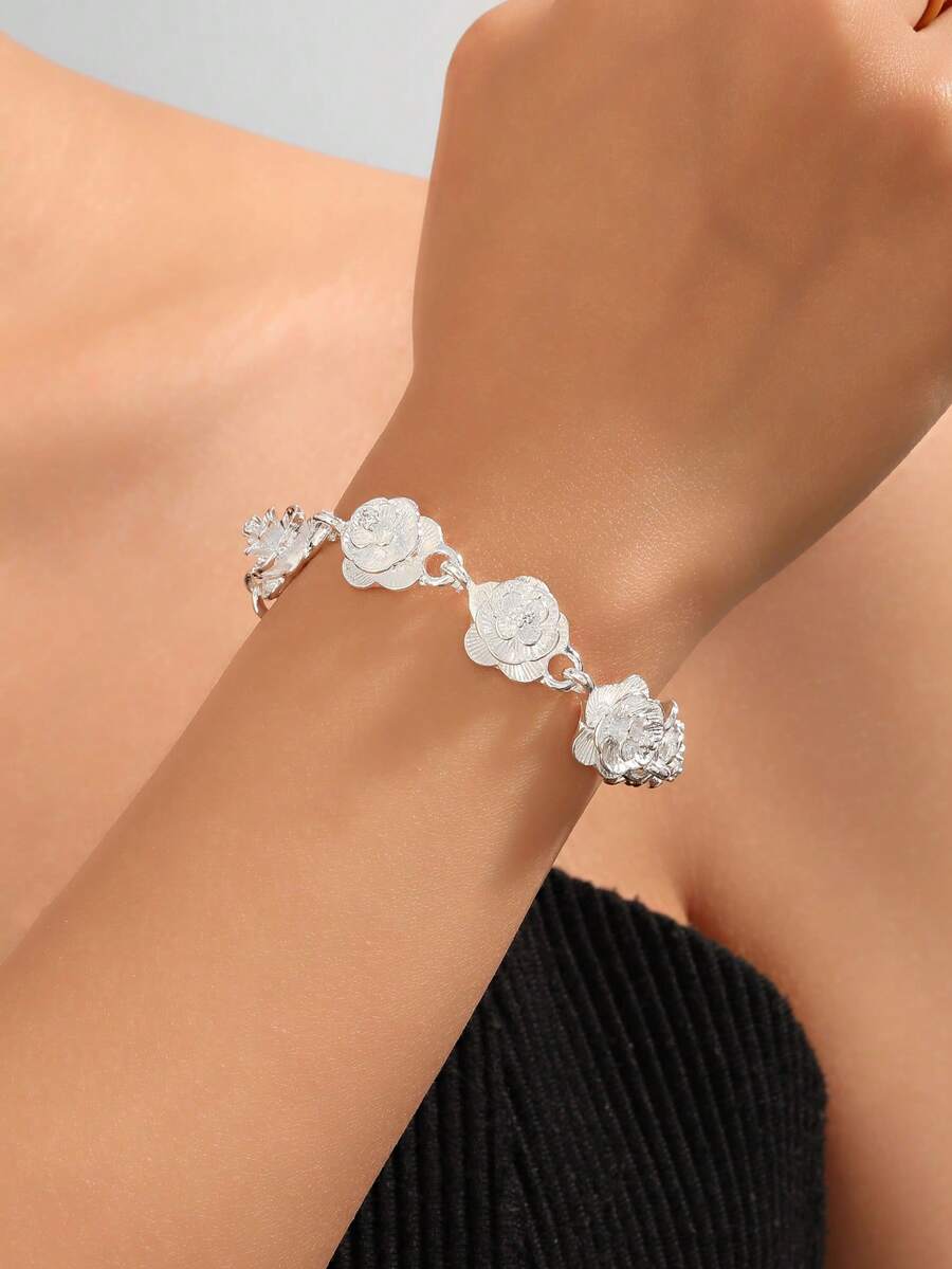 1pc Adjustable Chinese Style Rose Flower Bracelet, Niche High-End Design Accessory - Silver - View 1