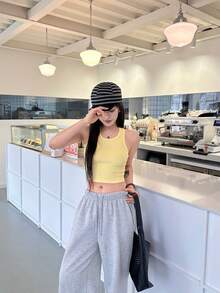 Alo Yoga Aspire Aspire JISOO Series Brand Logo Solid Color Slim Fit Comfortable Breathable Yoga Vest Short Sleeve Top Women's - 黃色 - 查看 1