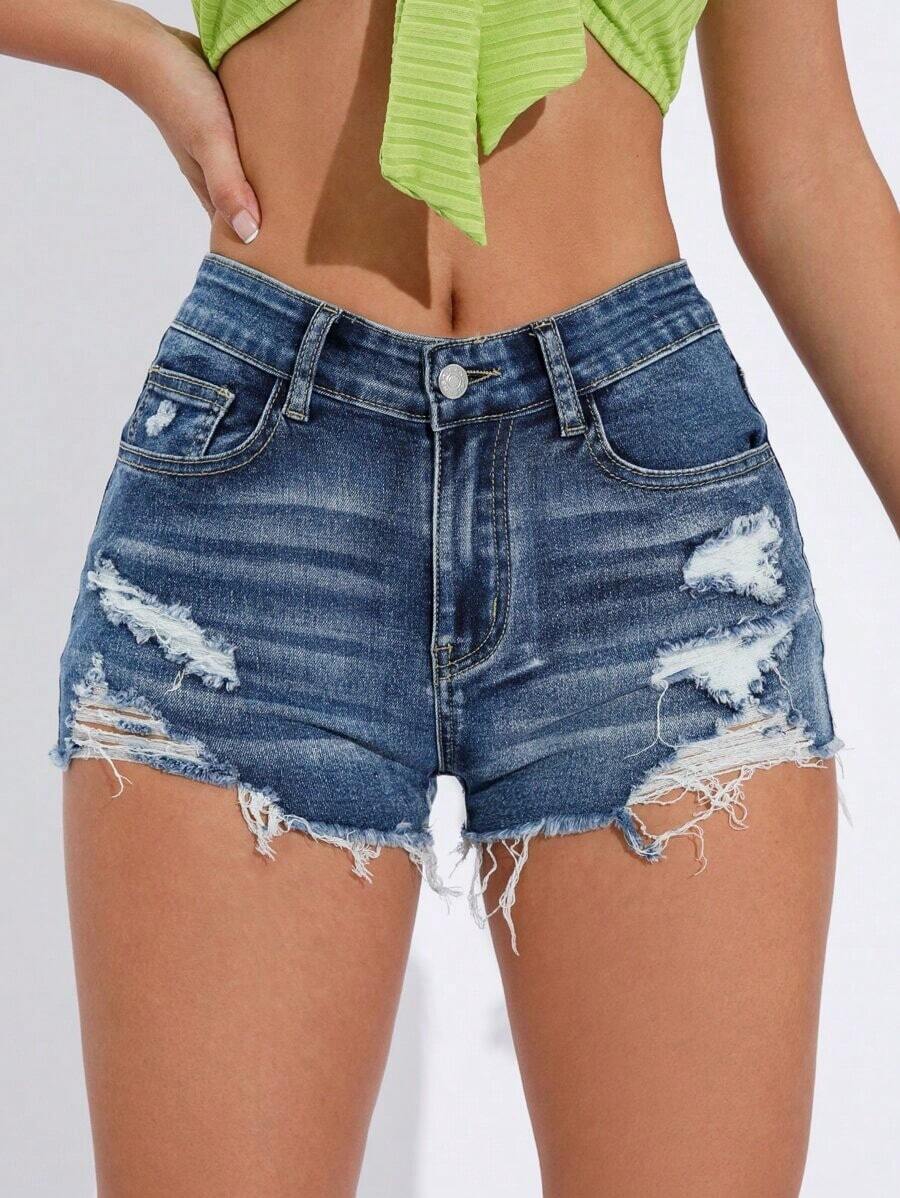 Pantalones cortos de mezclilla para mujer con bolsillos y bajo deshilachado - Azul lavado medio - Ver 1