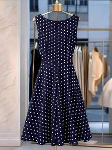 CURVE Vestido casual de primavera temprana con cuello drapeado, sin mangas, cintura con lazo y lunares negros clásicos para mujer de talla grande - Negro - Ver 8