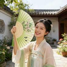 1 chiếc quạt xếp kiểu Trung Quốc, quạt truyền thống Trung Quốc dùng cho múa, mặc Hanfu và sườn xám mùa hè, thiết kế tranh thủy mặc. - Nhiều màu - Xem 4