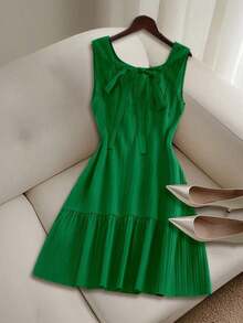 CURVE Vestido mini de mujer talla grande con textura de unicolor, sin mangas, espalda descubierta, lazo, línea A y volantes en el bajo, casual y versátil para el verano - Verde - Ver 2
