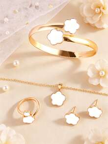 Set de 5 piezas con collar, aretes, pulsera y anillo con diseño de trébol de cuatro hojas de la suerte - Blanco - Ver 2