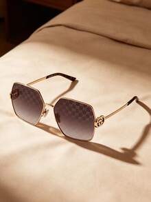 Gafas de moda vintage de metal con forma poligonal para mujer, montura dorada, lentes degradadas grises, elegantes GUCCI GG2163S-001 61 - Camel - Ver 7