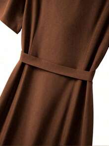 Vestido de mujer talla grande con elegante decoración de botones en la cintura, manga corta con volantes en el cuello, cintura ceñida y silueta evasé, adecuado para oficina, viajes, citas, salidas, estilo vintage, blogger, graduación, vacaciones, San Valentín, festivales de música, Día de la Madre, Halloween, Acción de Gracias, Pascua, Día Nacional, bailes, citas, fiestas, bodas, actividades al aire libre Yisikado Dress Zanzea Dress For Woman Zanzea Dress For Women Plus Size Women's Dresses Elegant Dress - Marrón - Ver 4